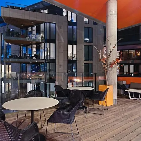 דירה Bright & Exclusive 1br In Prime Location, Located On Water In Center With View To Fjord אוסלו