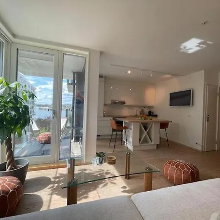 Bright & Exclusive 1br In Prime Location, Located On Water In Center With View To Fjord Apartment