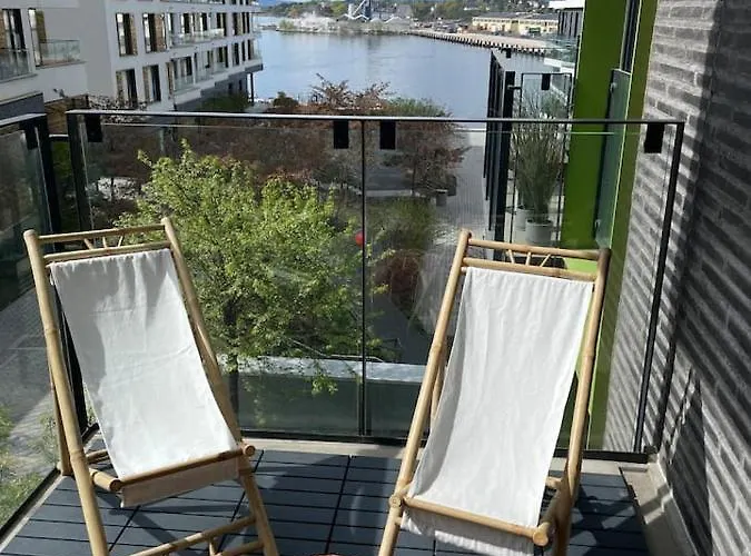 Apartmán Bright & Exclusive 1br In Prime Location, Located On Water In Center With View To Fjord