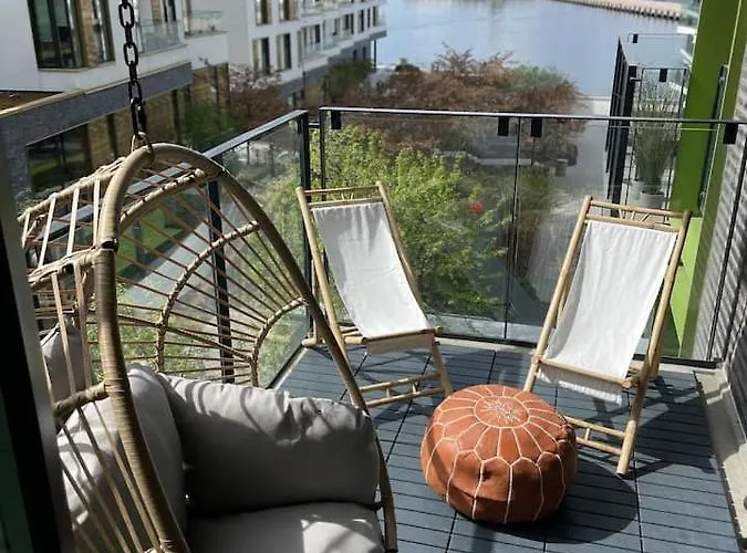 Bright & Exclusive 1br In Prime Location, Located On Water In Center With View To Fjord Apartment