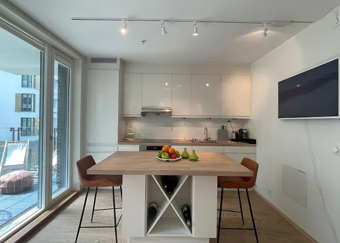 Bright & Exclusive 1br In Prime Location, Located On Water In Center With View To Fjord